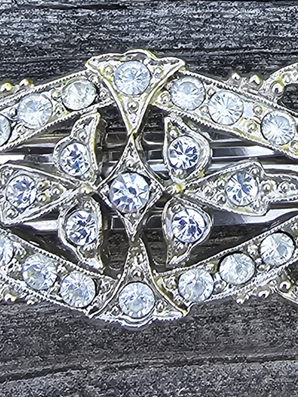 Swarovski Crystal Bridal Hair Clip – Elegant Vintage-Inspired Formal Piece - Picture 5 of 5